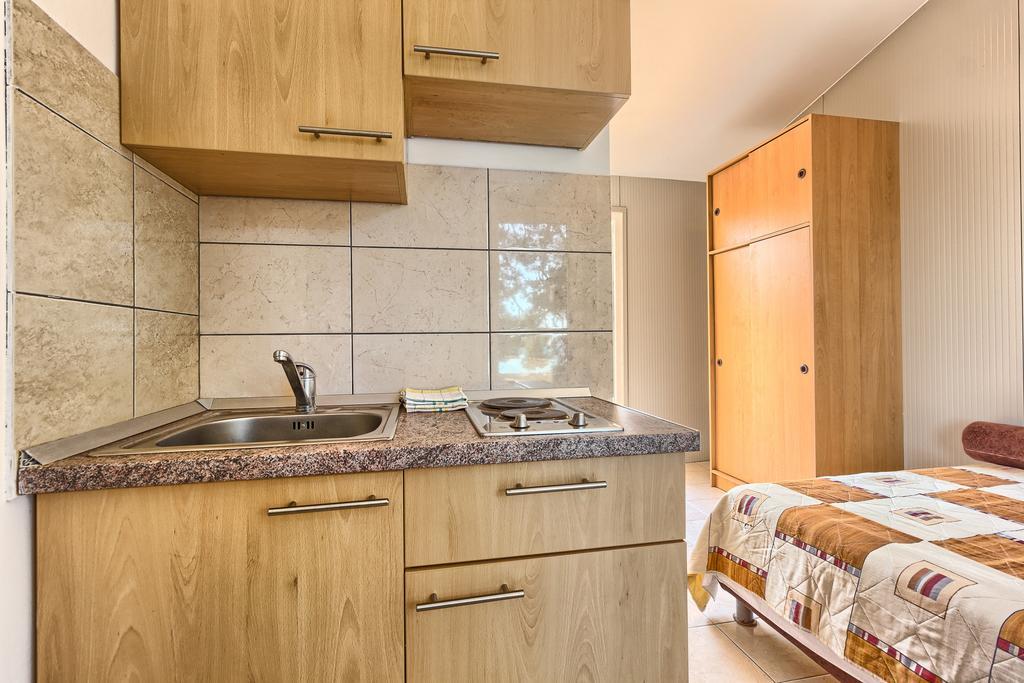 Apartments & Bungalows Ivanovic Kastela Ngoại thất bức ảnh