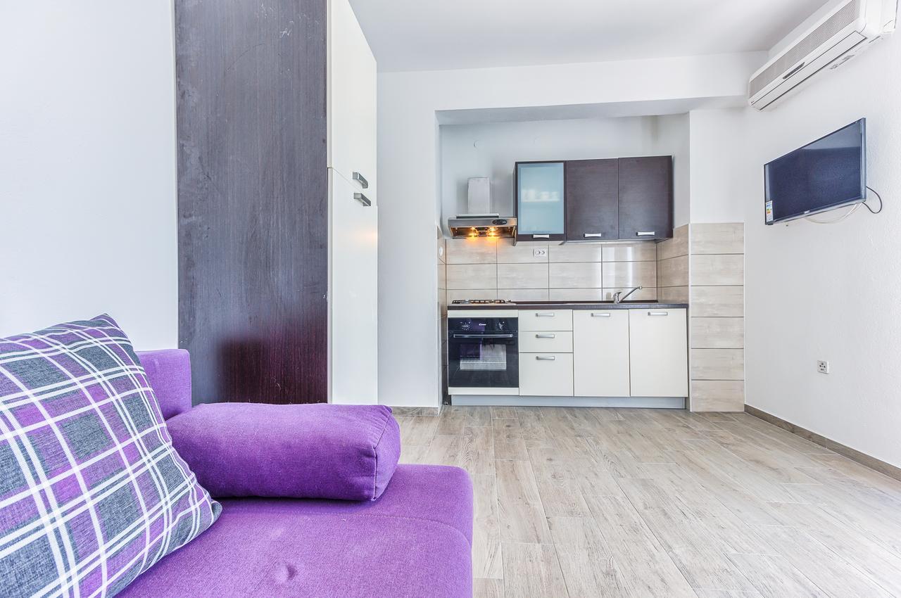 Apartments & Bungalows Ivanovic Kastela Ngoại thất bức ảnh