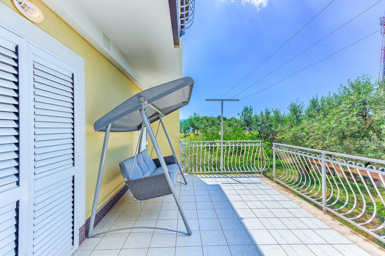 Apartments & Bungalows Ivanovic Kastela Ngoại thất bức ảnh